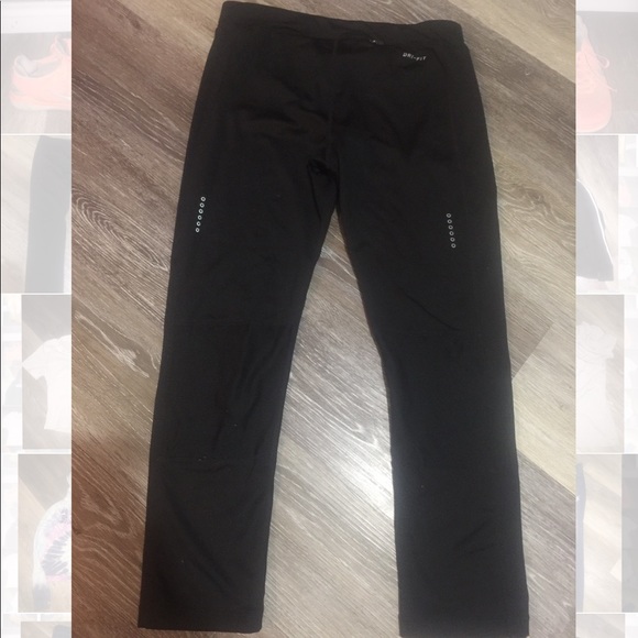 Women’s Nike Capris - Picture 2 of 2
